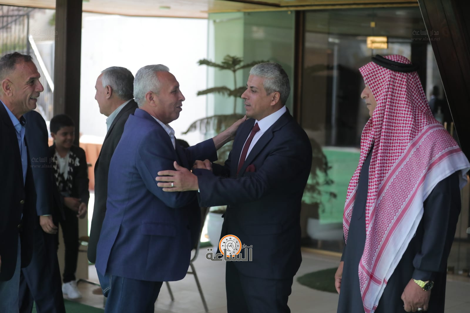 Madar Al-Saa Images 0.3298345198789694