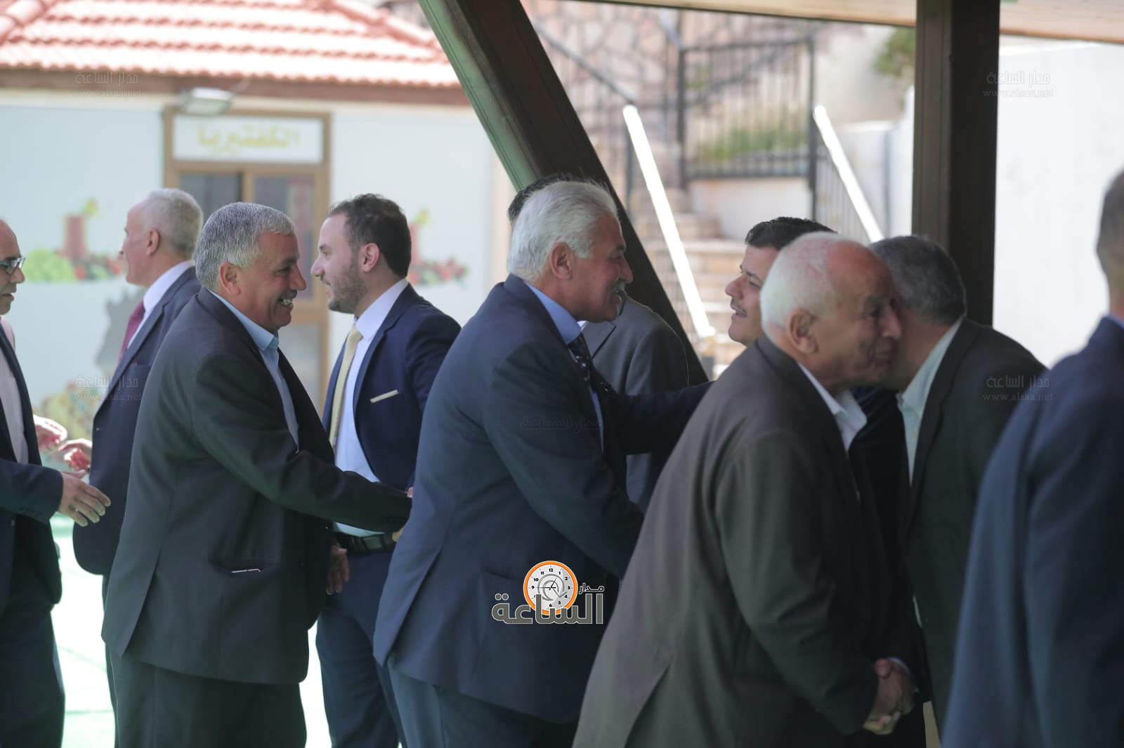 Madar Al-Saa Images 0.47074154852159444