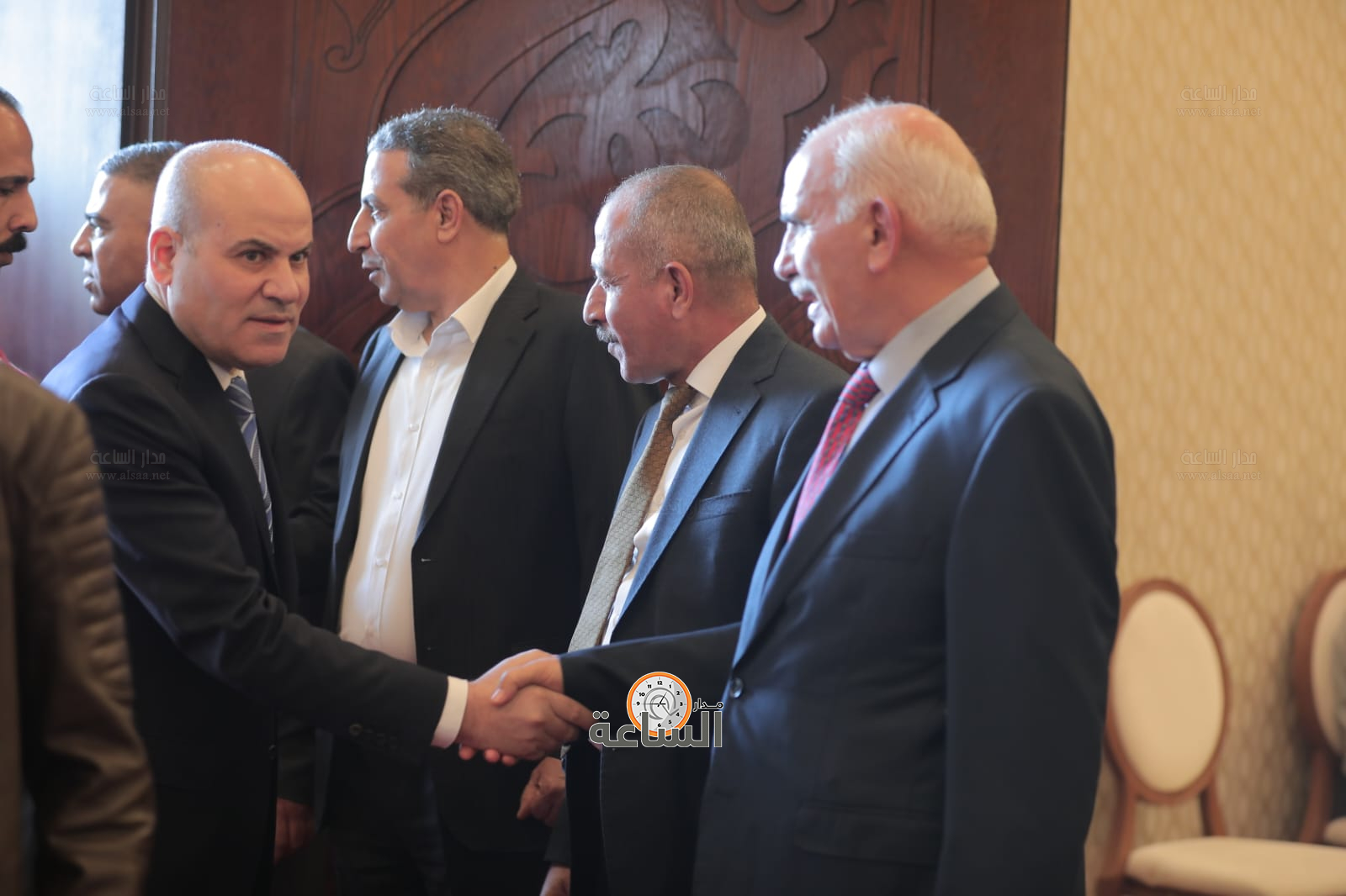 Madar Al-Saa Images 0.16492161062664956