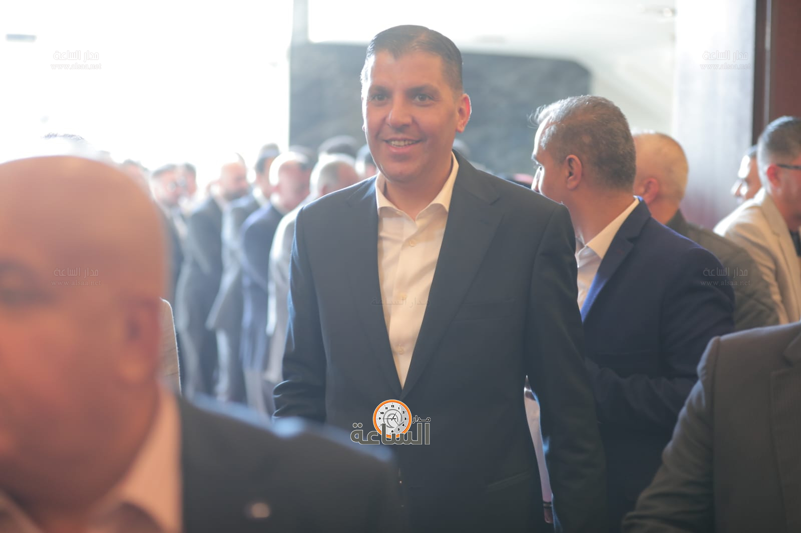 Madar Al-Saa Images 0.8907067343732189