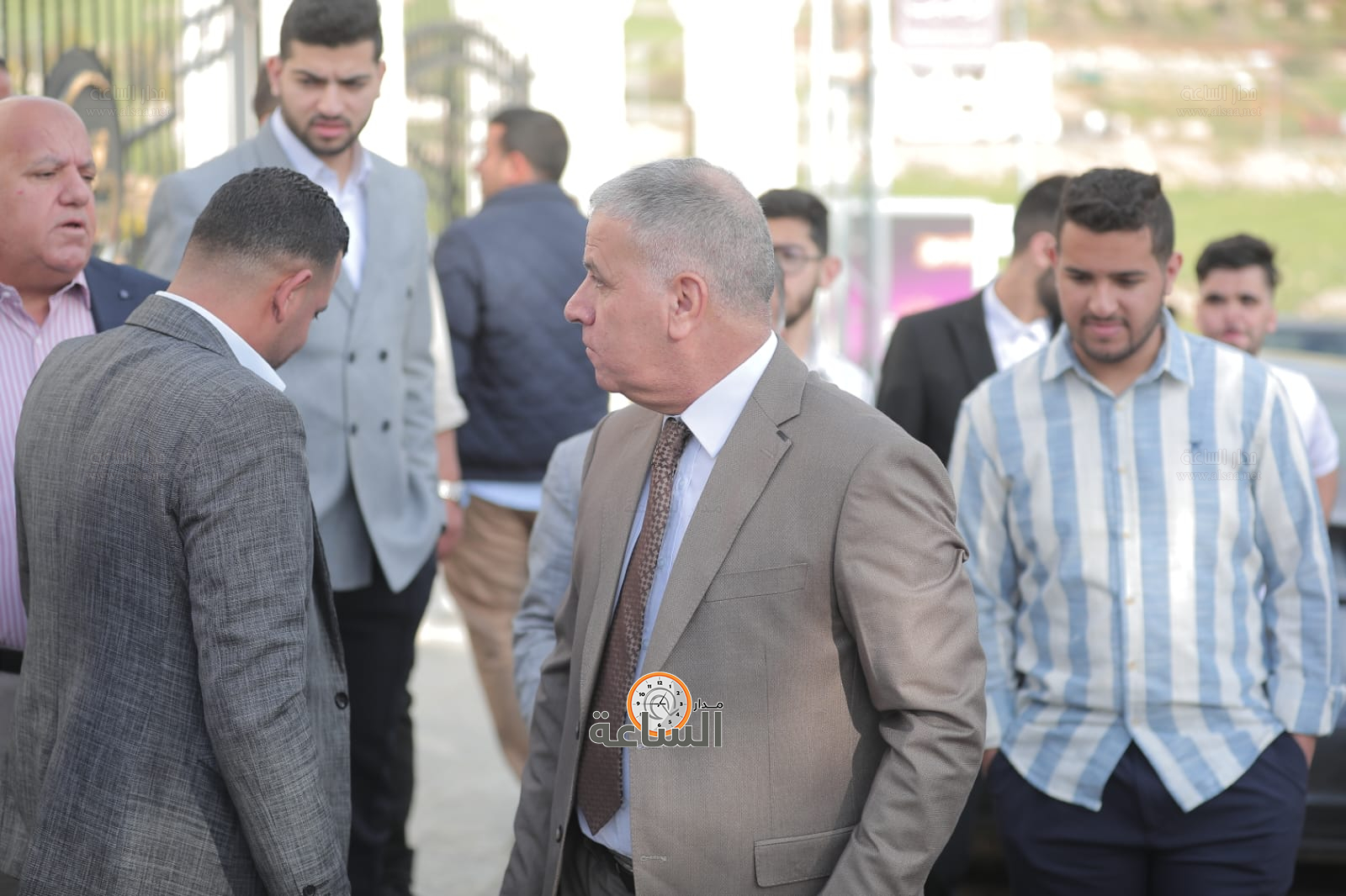 Madar Al-Saa Images 0.8901181293212981