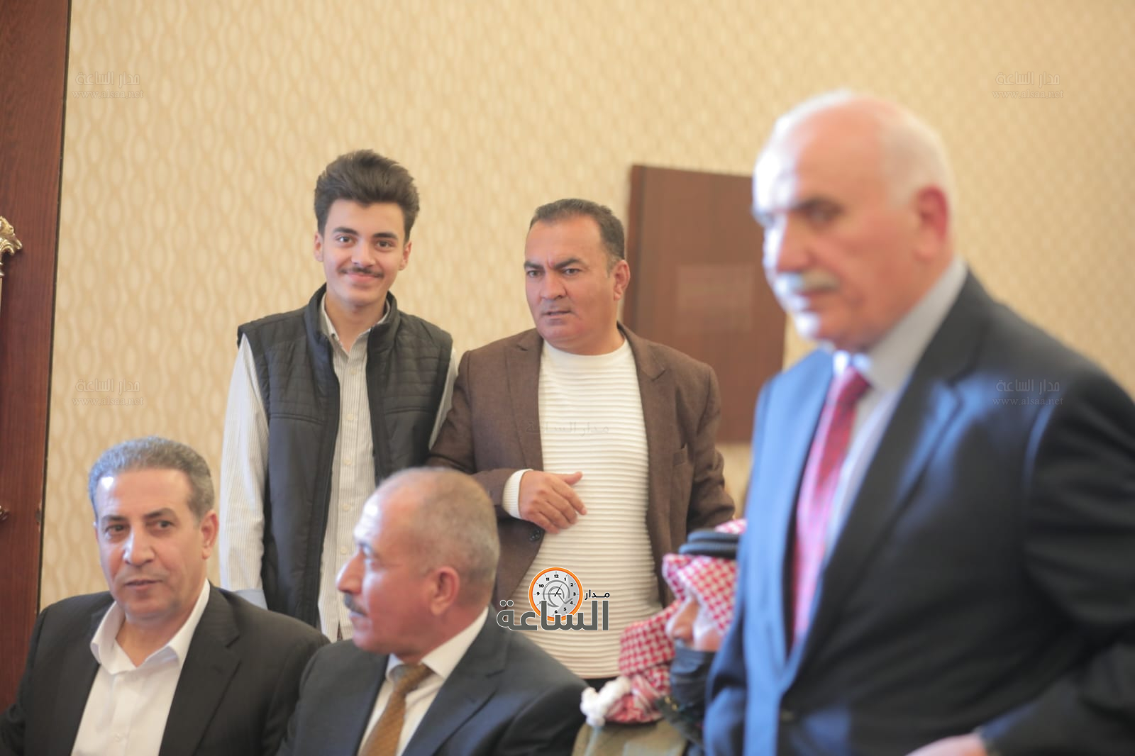 Madar Al-Saa Images 0.5712641781741621