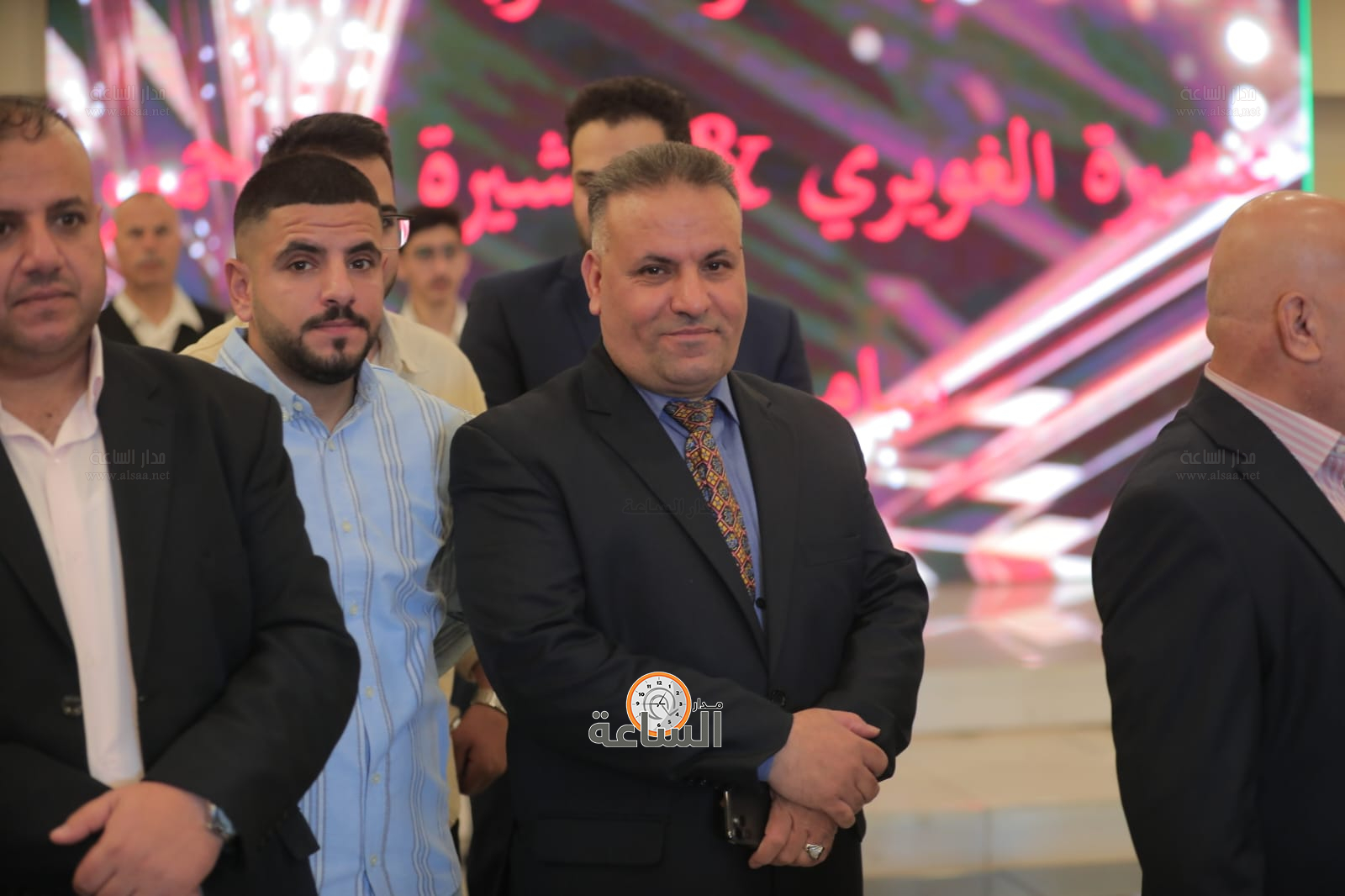 Madar Al-Saa Images 0.6144197344120306