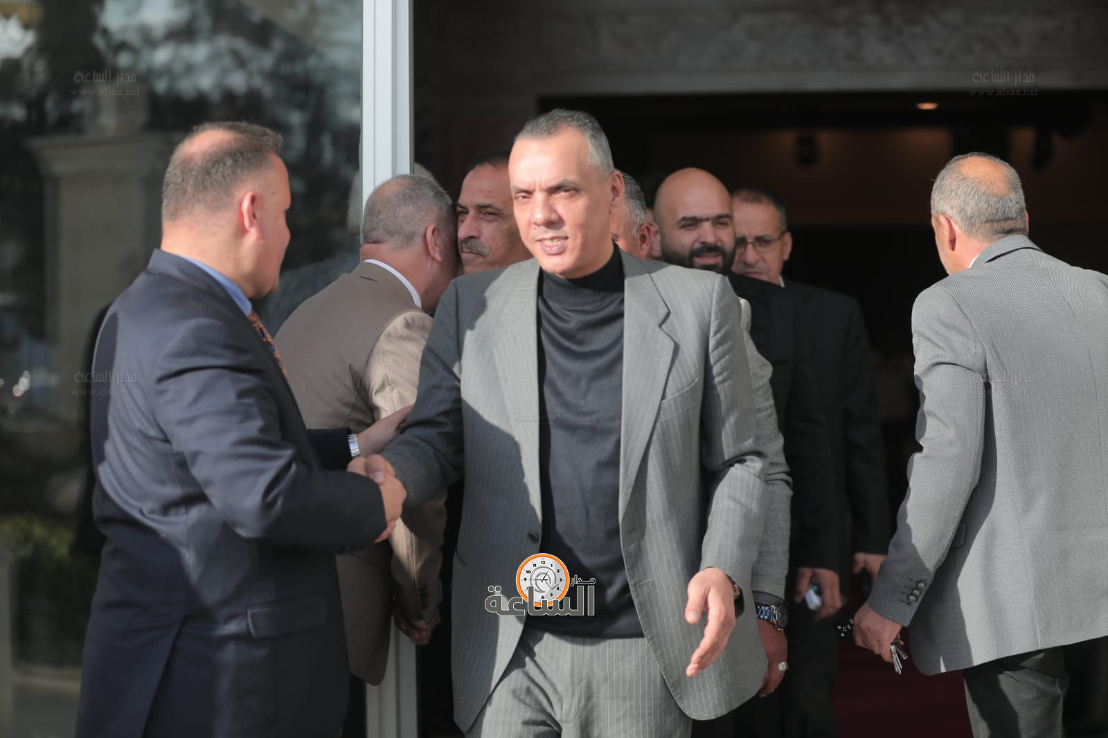 Madar Al-Saa Images 0.346714734235281