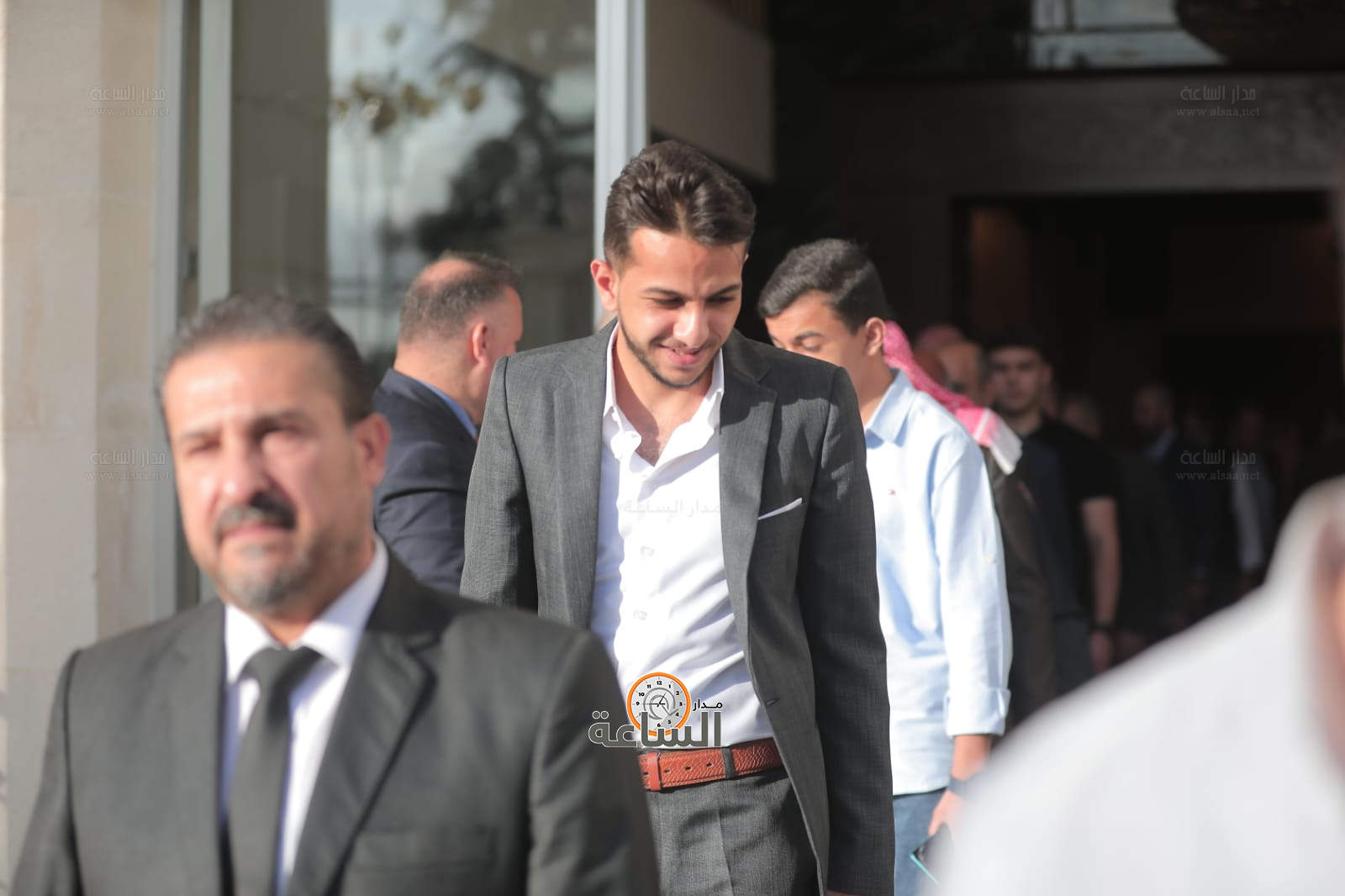 Madar Al-Saa Images 0.47322093086978545