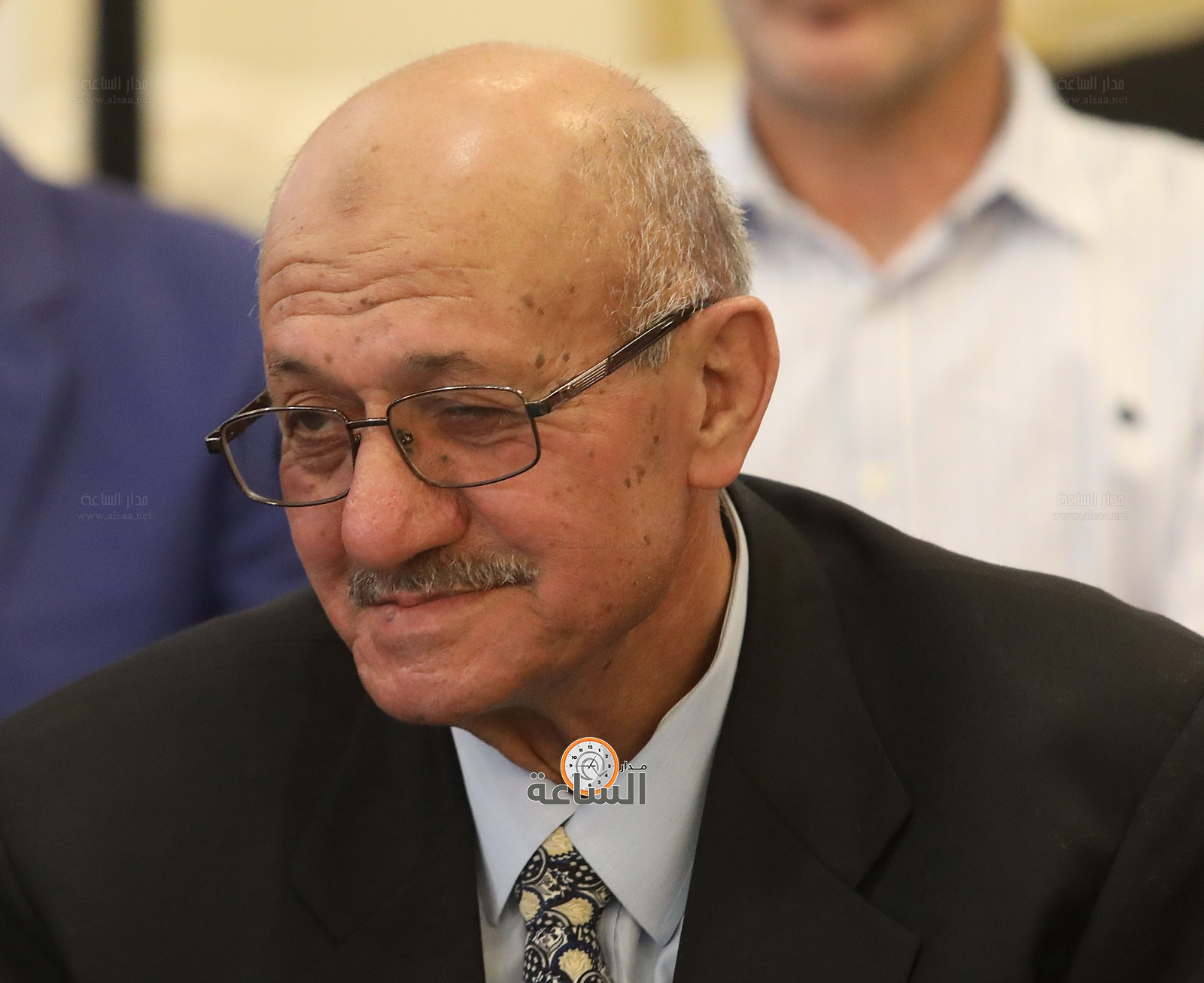 Madar Al-Saa Images 0.431900611159058