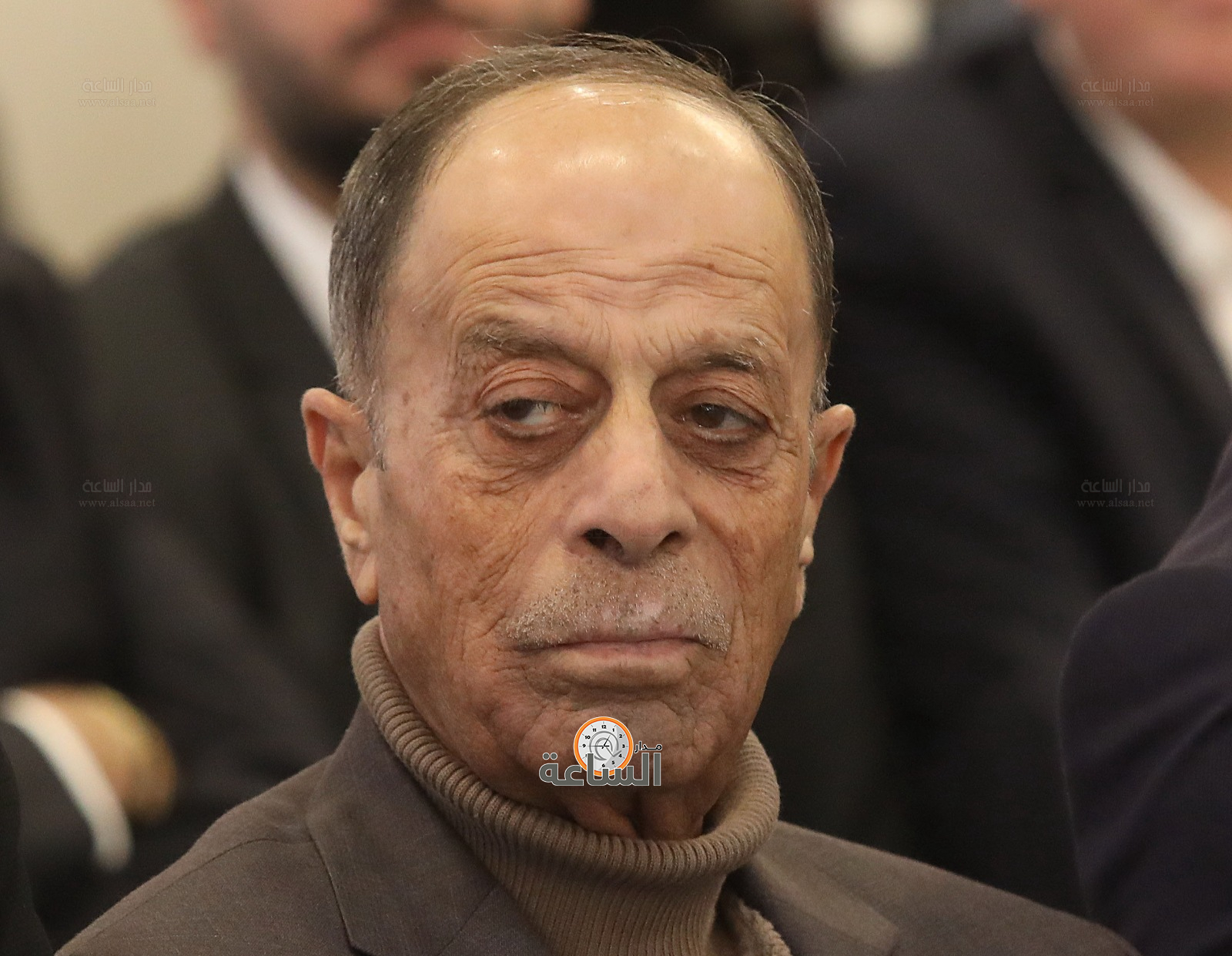 Madar Al-Saa Images 0.32303868116089074