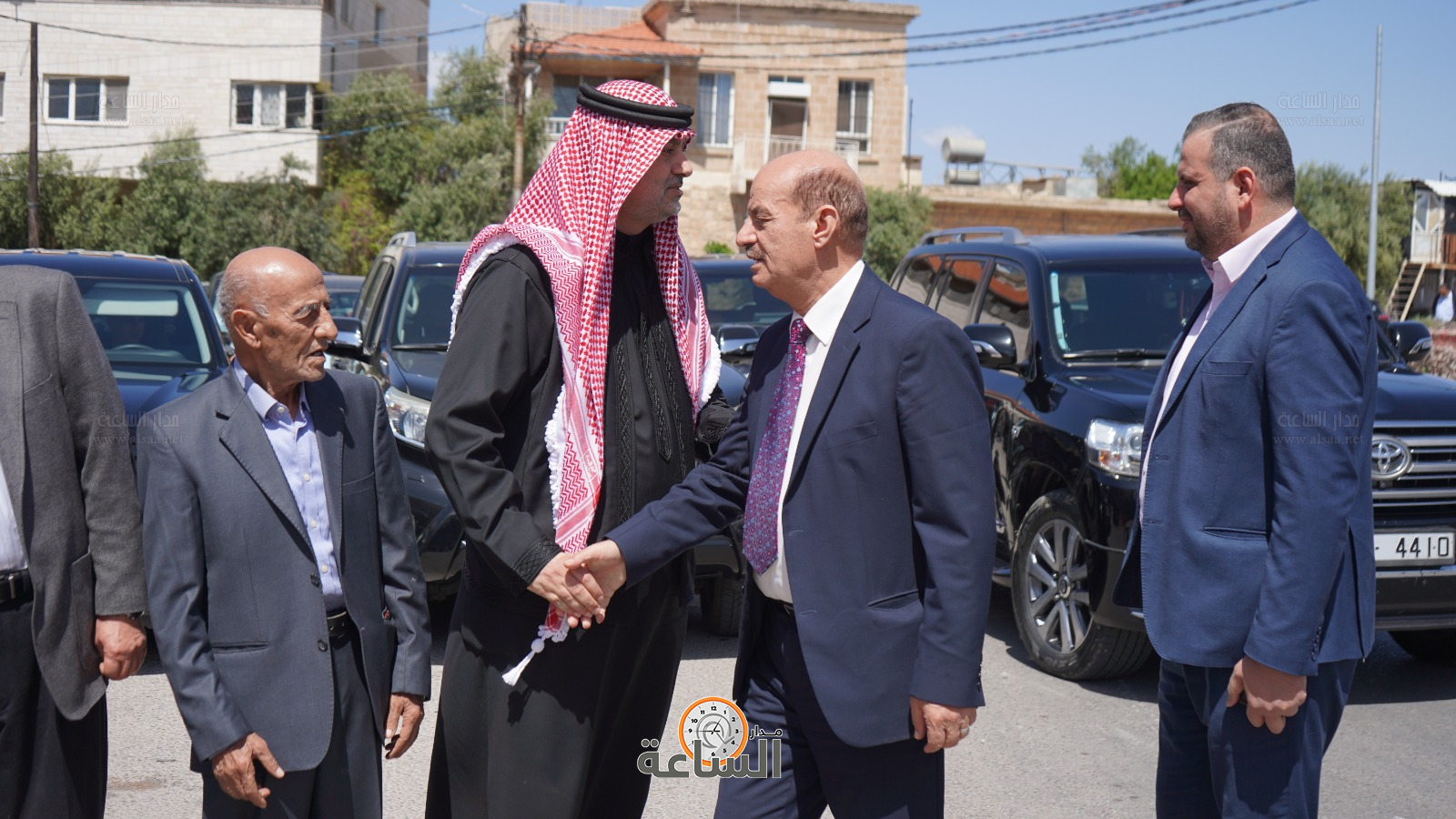 Madar Al-Saa Images 0.01688391864418204