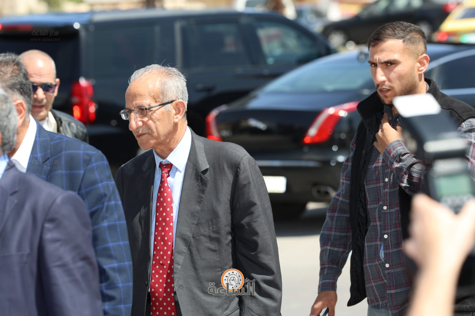 Madar Al-Saa Images 0.838740498641007