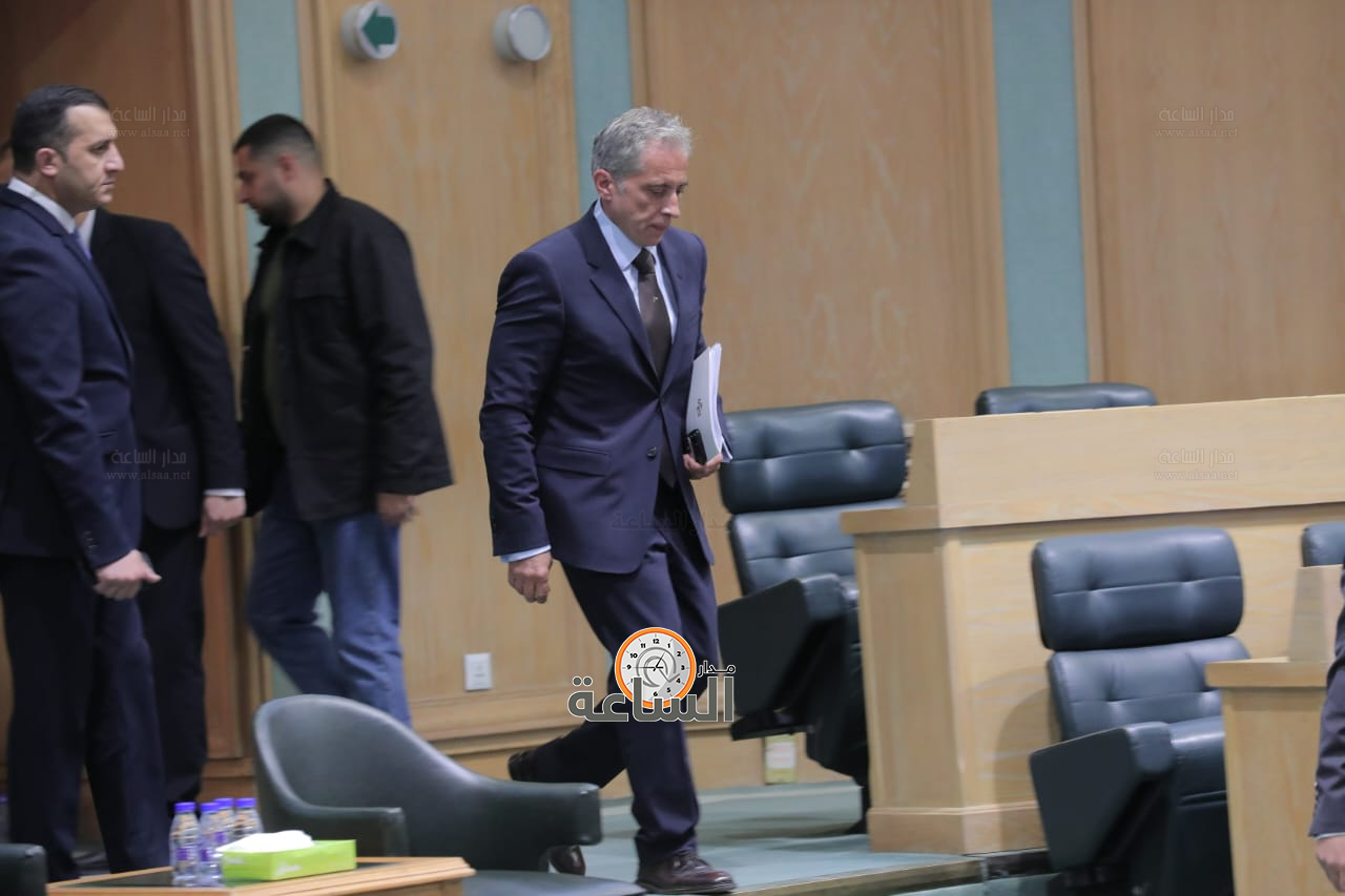 Madar Al-Saa Images 0.12125350130377033