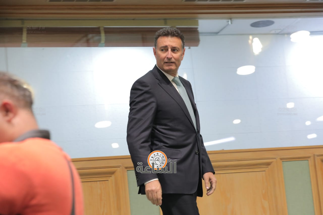 Madar Al-Saa Images 0.3524538499398633