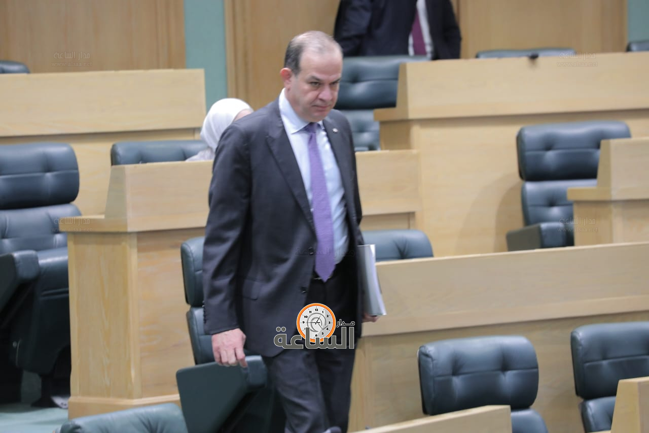 Madar Al-Saa Images 0.13832898001570804