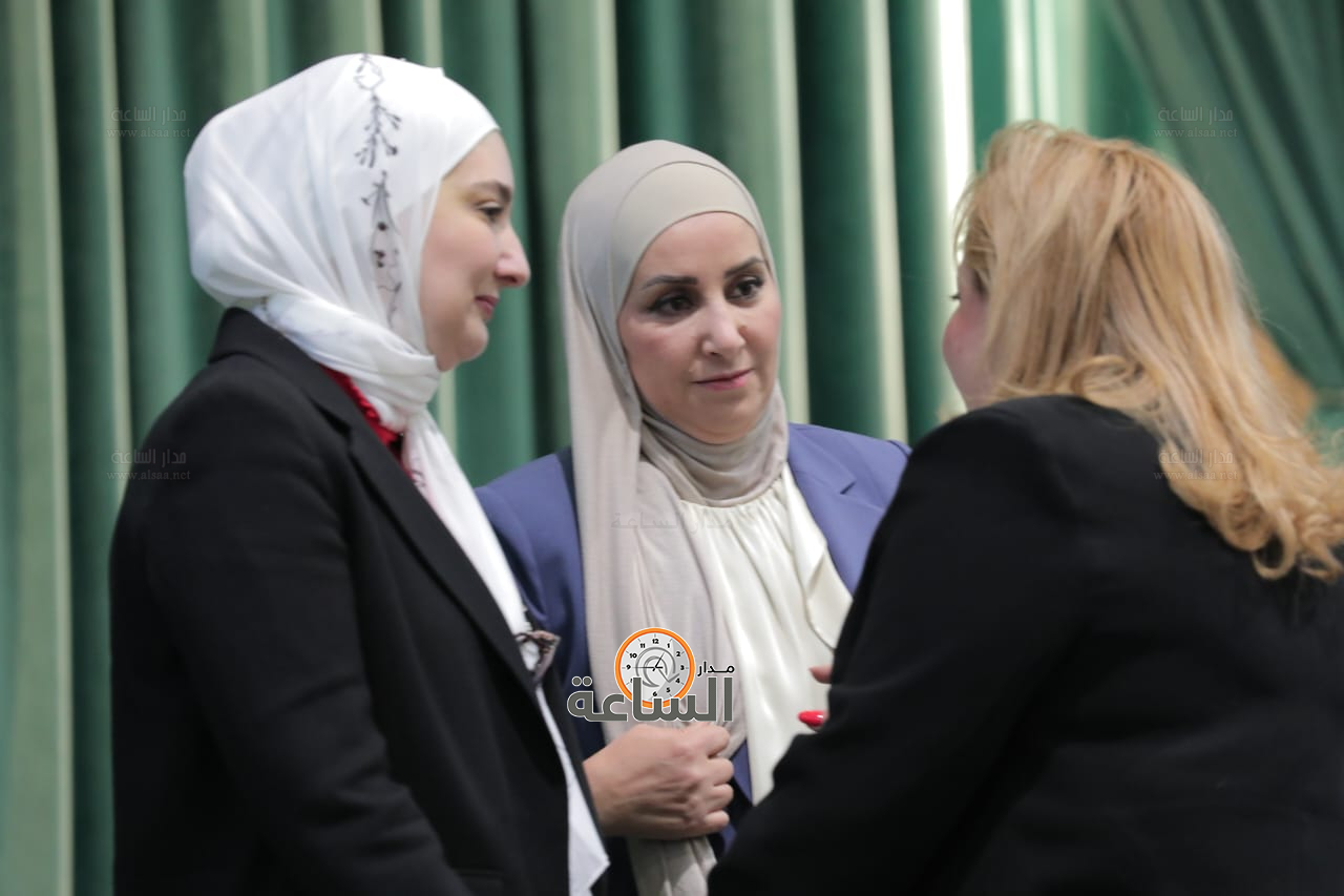 Madar Al-Saa Images 0.23663815532084775