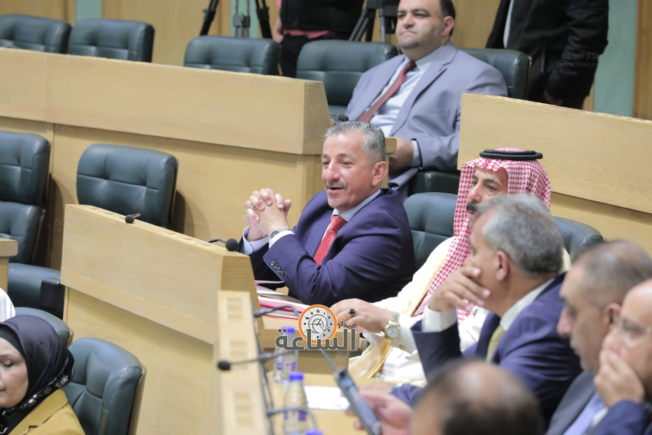 Madar Al-Saa Images 0.27594613411975877