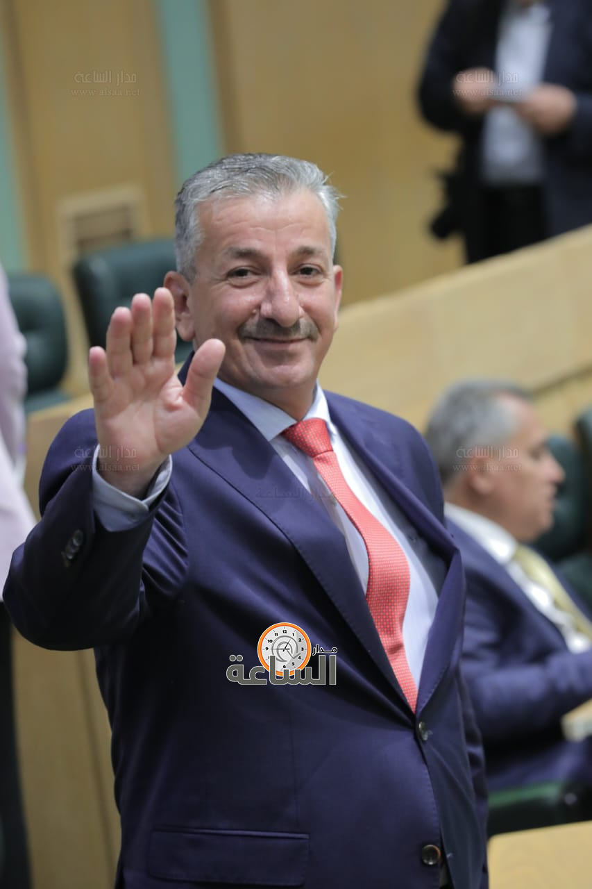 Madar Al-Saa Images 0.14140210590920288