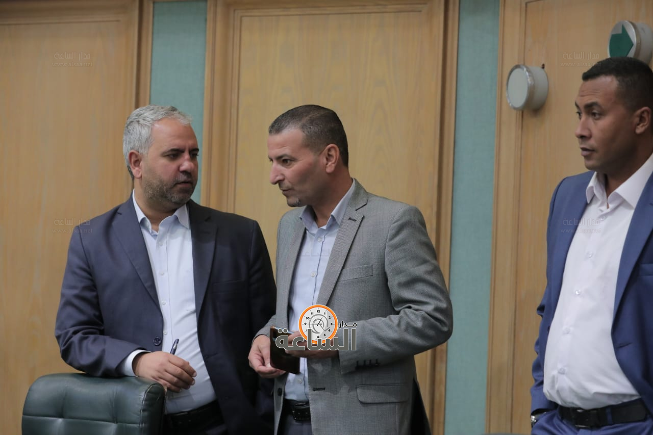 Madar Al-Saa Images 0.2409454268019403