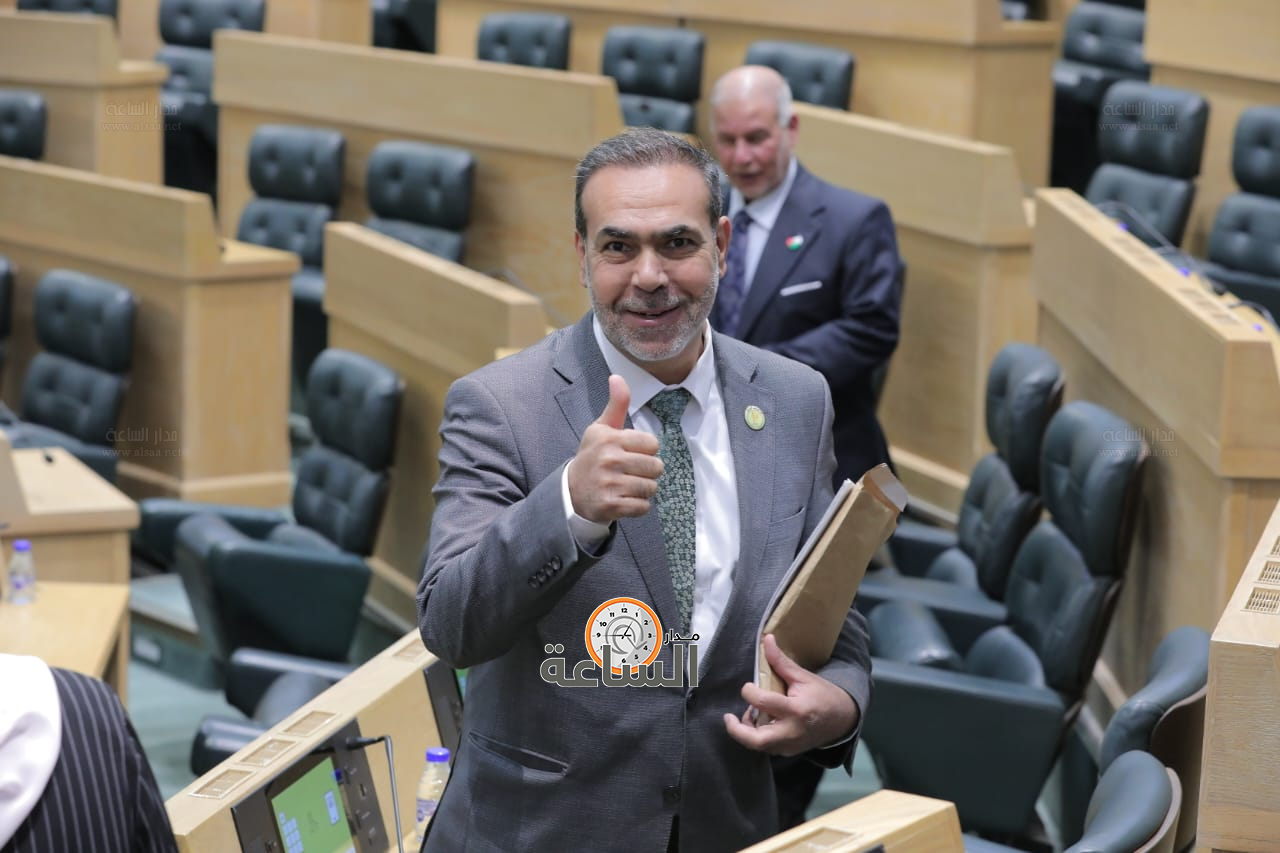 Madar Al-Saa Images 0.7889172674355096