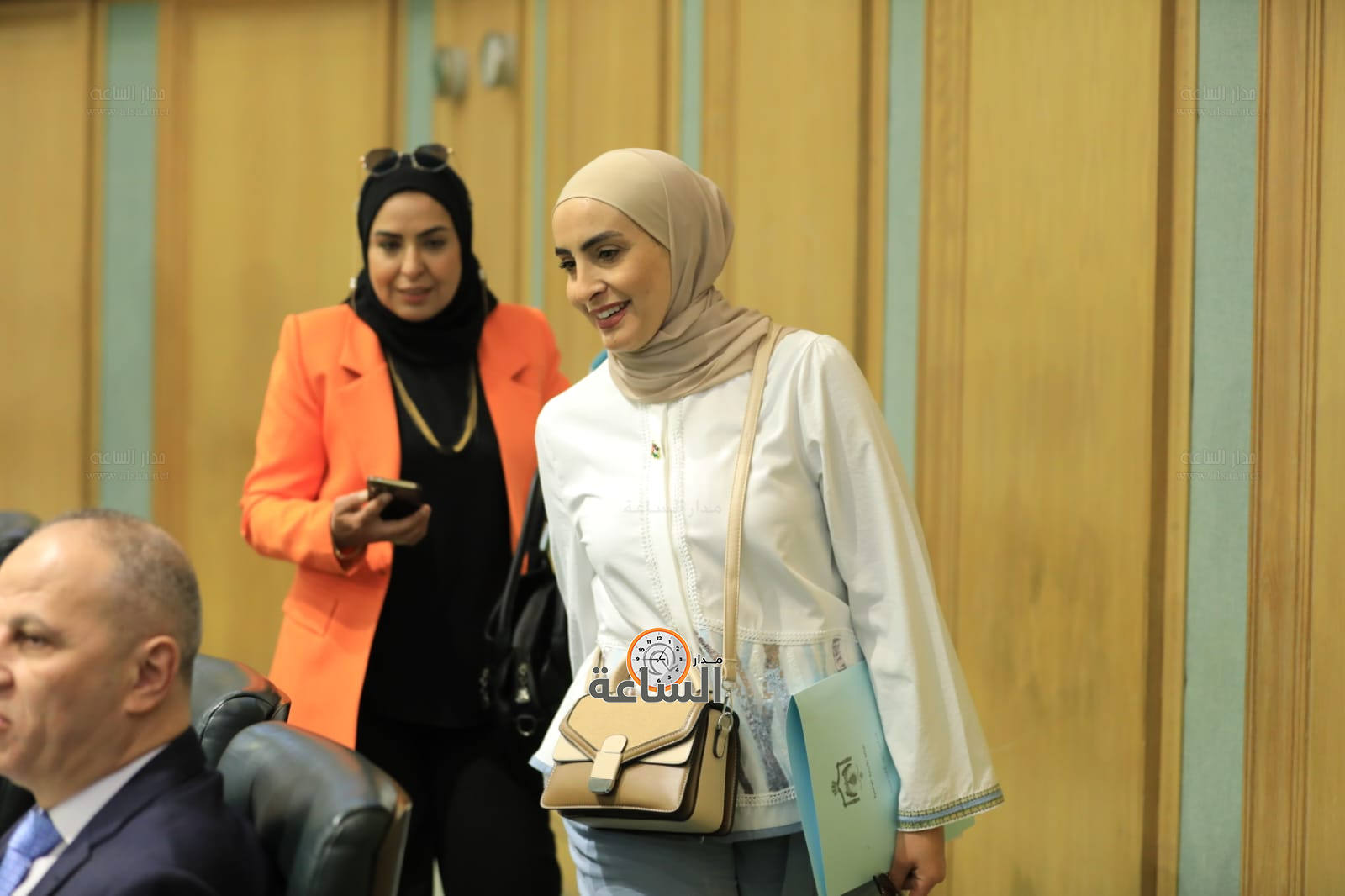 Madar Al-Saa Images 0.15290145807631783