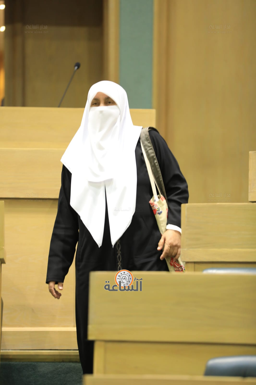 Madar Al-Saa Images 0.5526714195302898