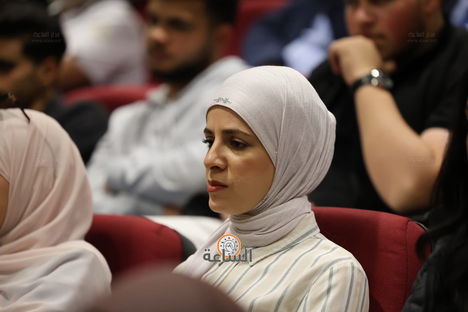 Madar Al-Saa Images 0.32945290626070145