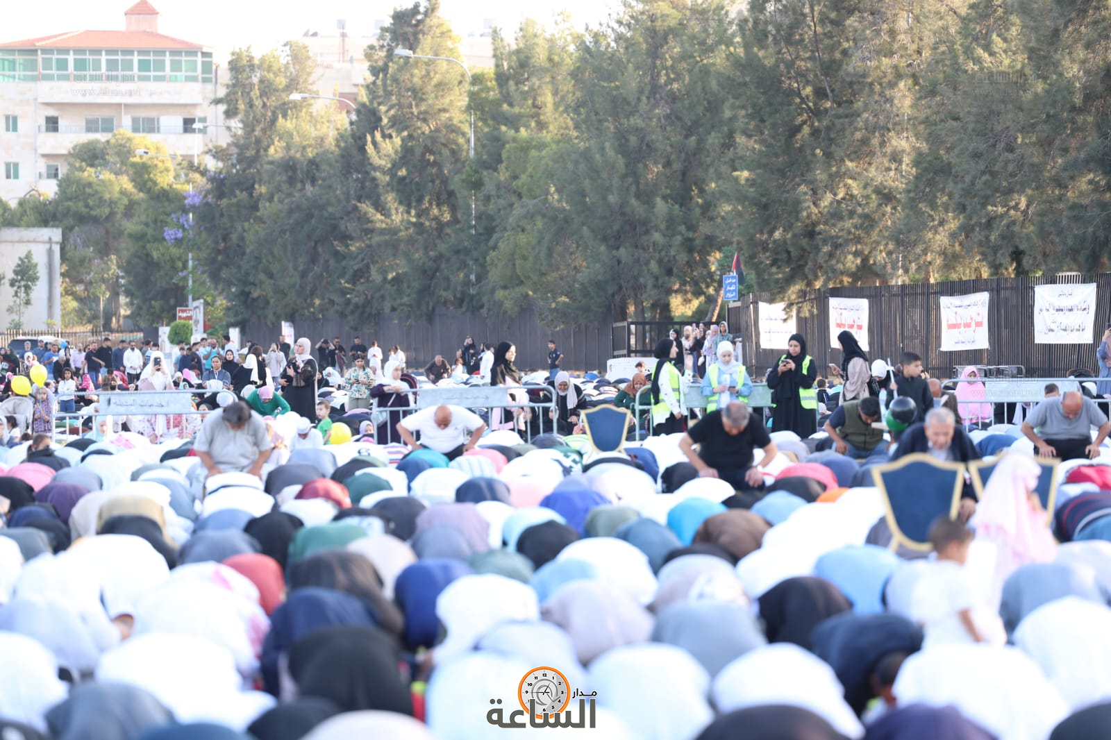 Madar Al-Saa Images 0.2048364695081113