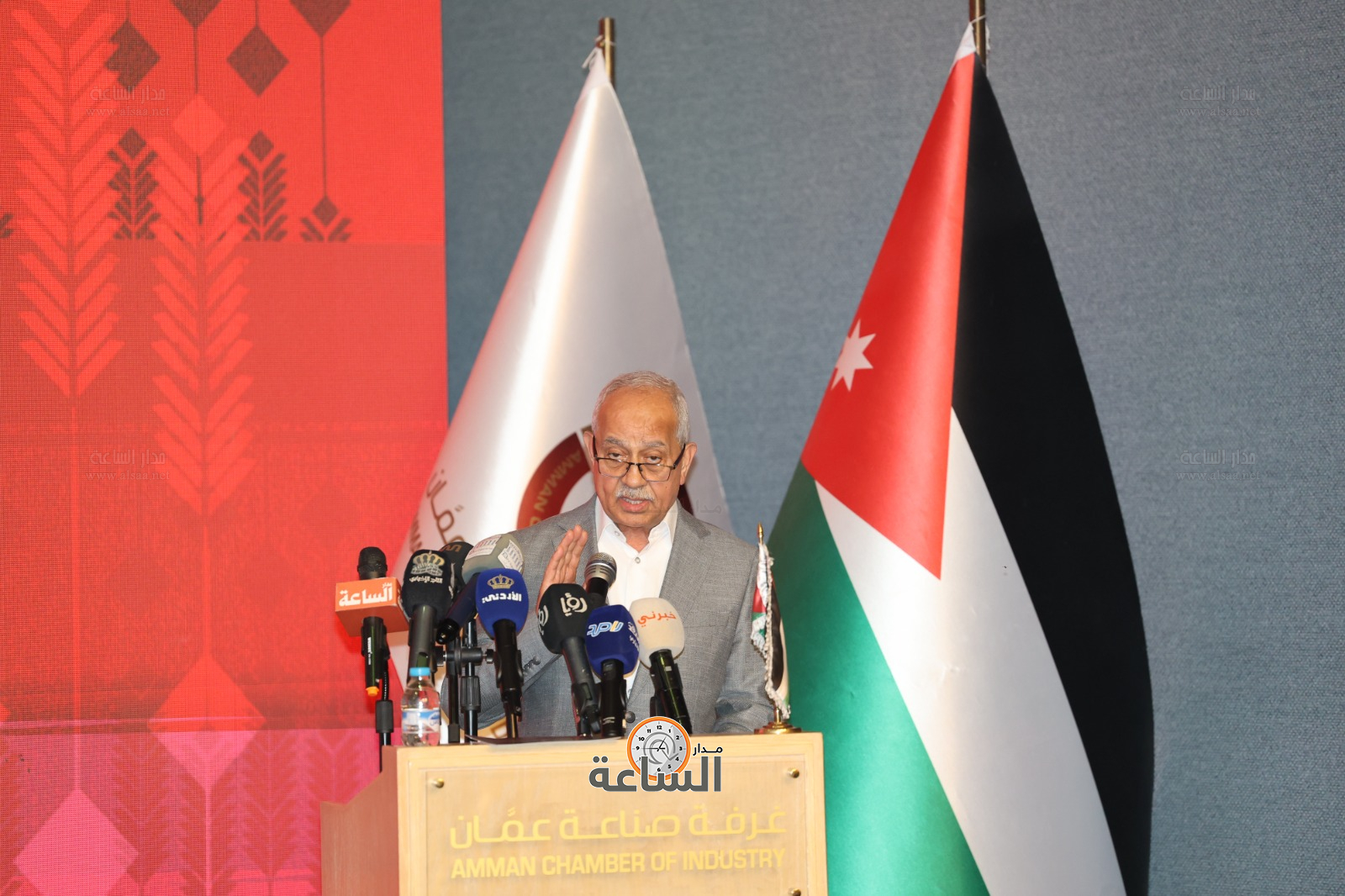 Madar Al-Saa Images 0.28964441856413536