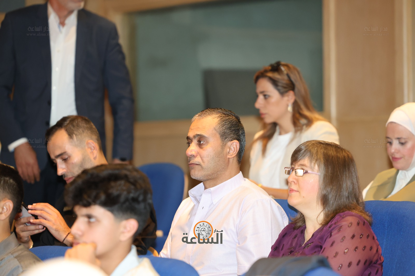 Madar Al-Saa Images 0.39949117964431713