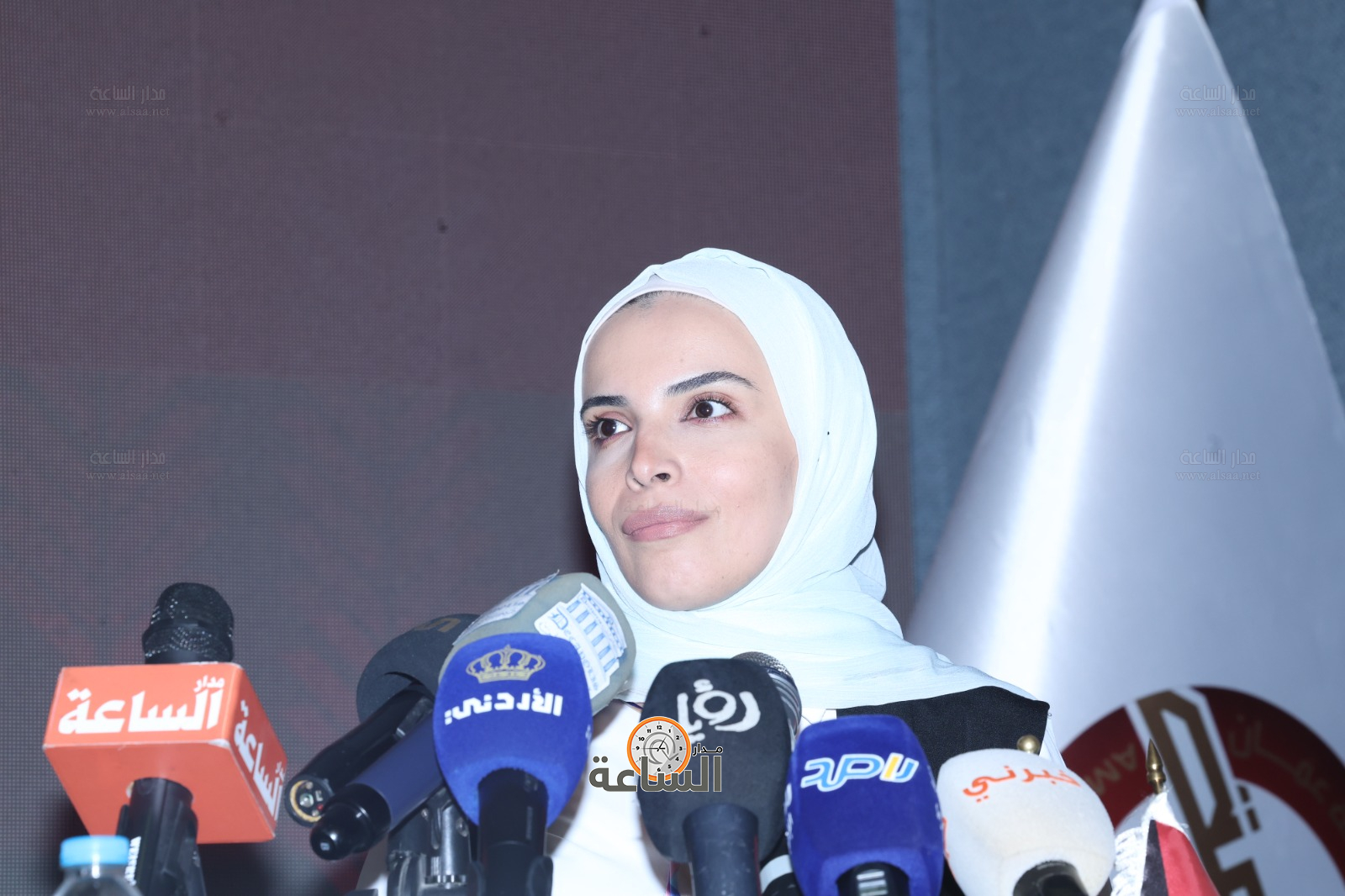 Madar Al-Saa Images 0.056489263725090555