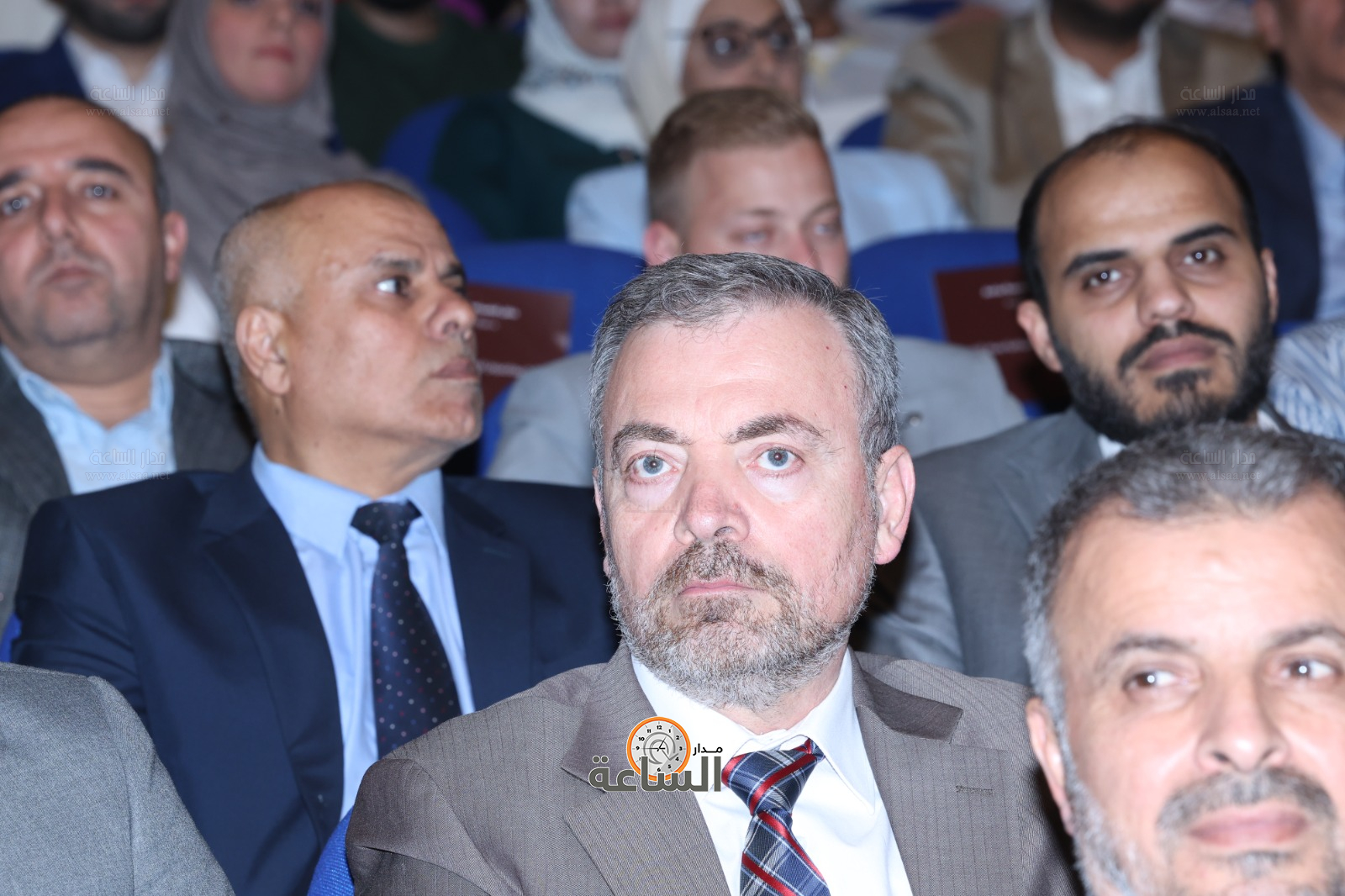 Madar Al-Saa Images 0.6712352559618363