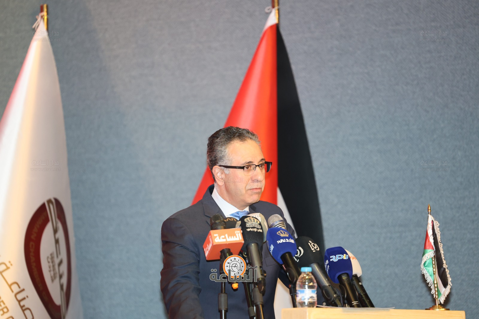 Madar Al-Saa Images 0.16223482968581582