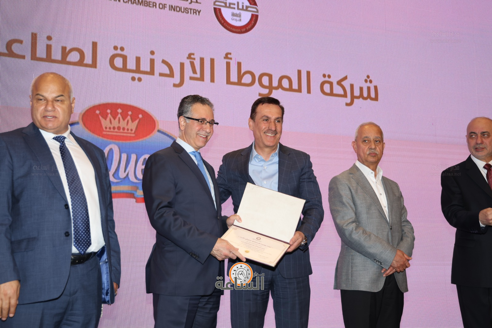 Madar Al-Saa Images 0.3487755399735566