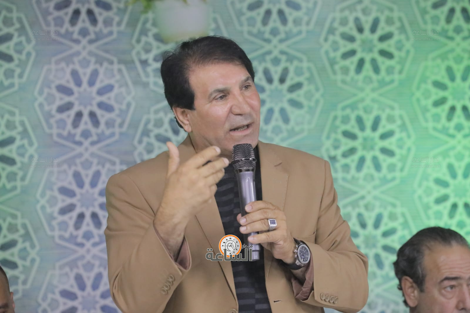 Madar Al-Saa Images 0.6951861810579464