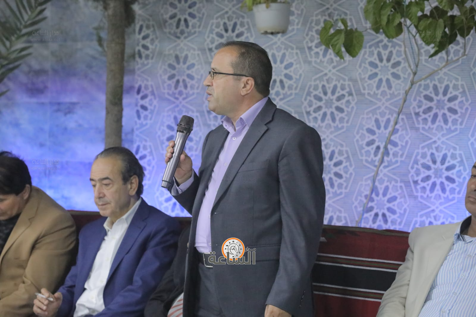 Madar Al-Saa Images 0.593997734765676