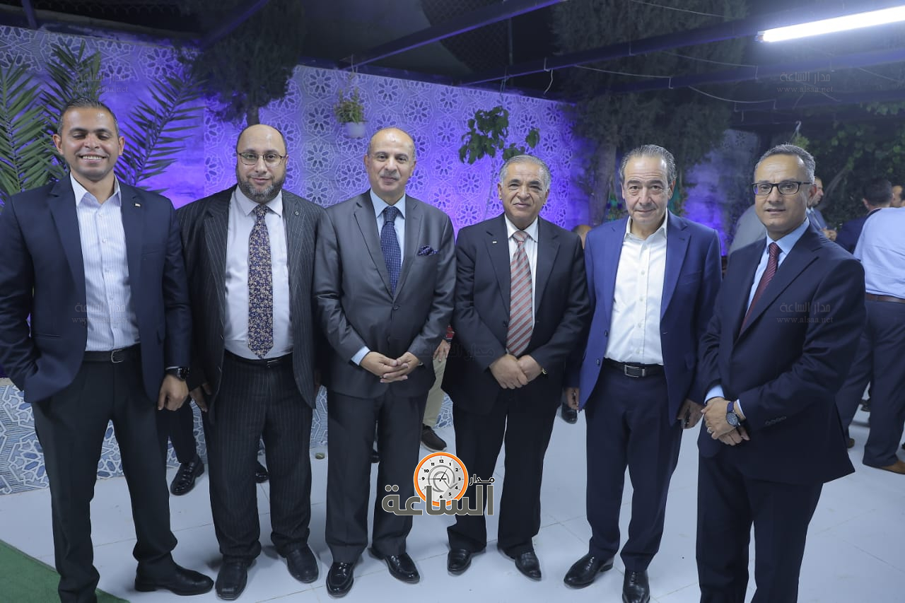 Madar Al-Saa Images 0.4587021045101408