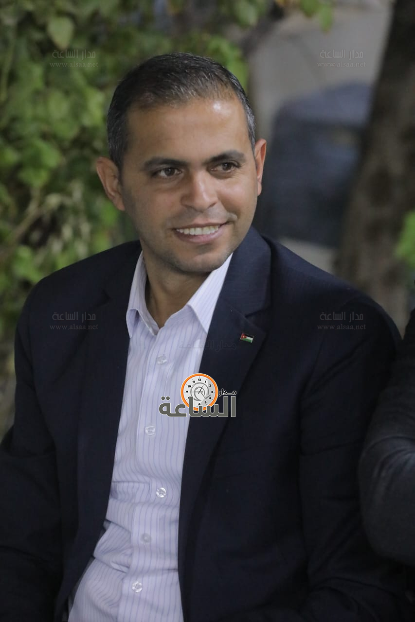 Madar Al-Saa Images 0.16655355632883417