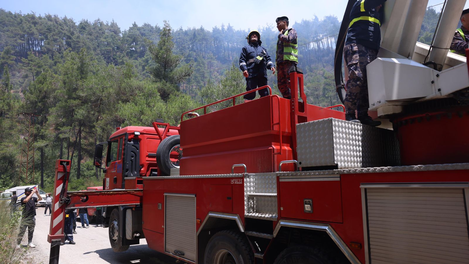 Madar Al-Saa Images 0.5087623912591482