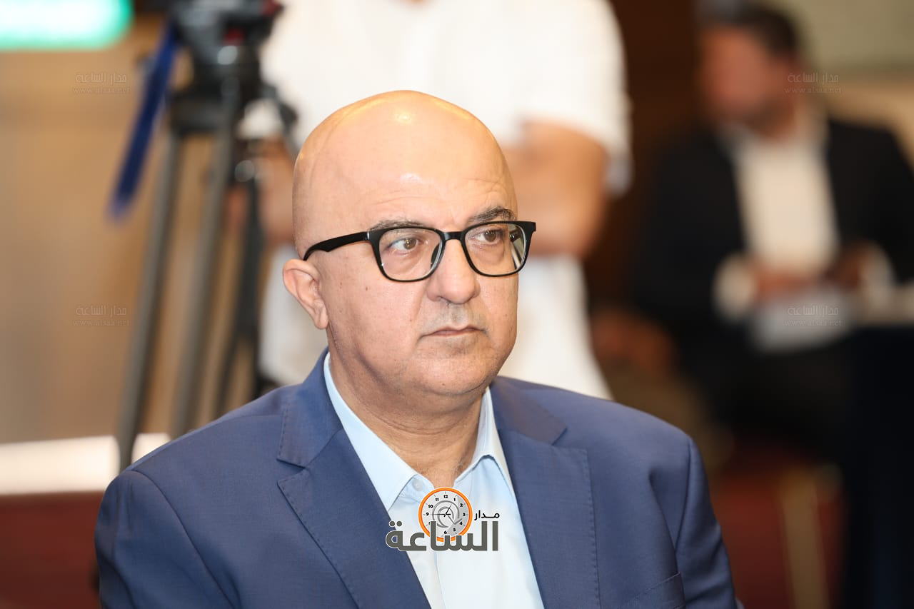 Madar Al-Saa Images 0.6325255785229145