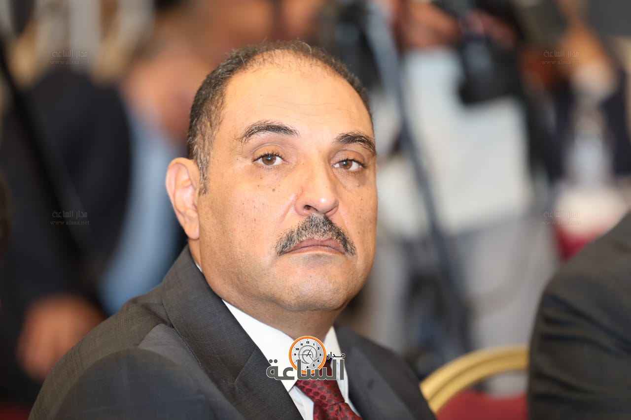 Madar Al-Saa Images 0.9184907444265012