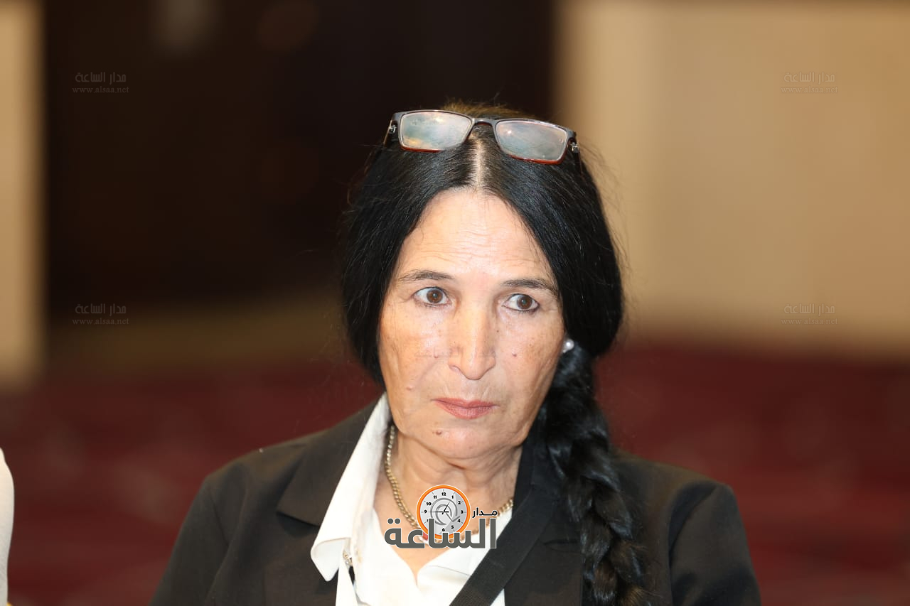 Madar Al-Saa Images 0.18919813596612223