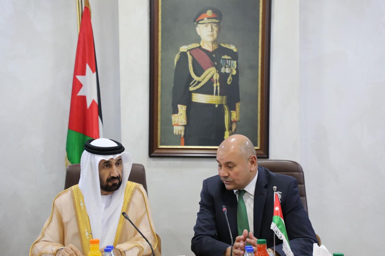 Madar Al-Saa Images 0.4079580534698005