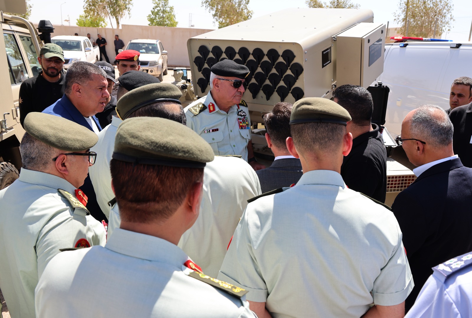 Madar Al-Saa Images 0.7058163931014788