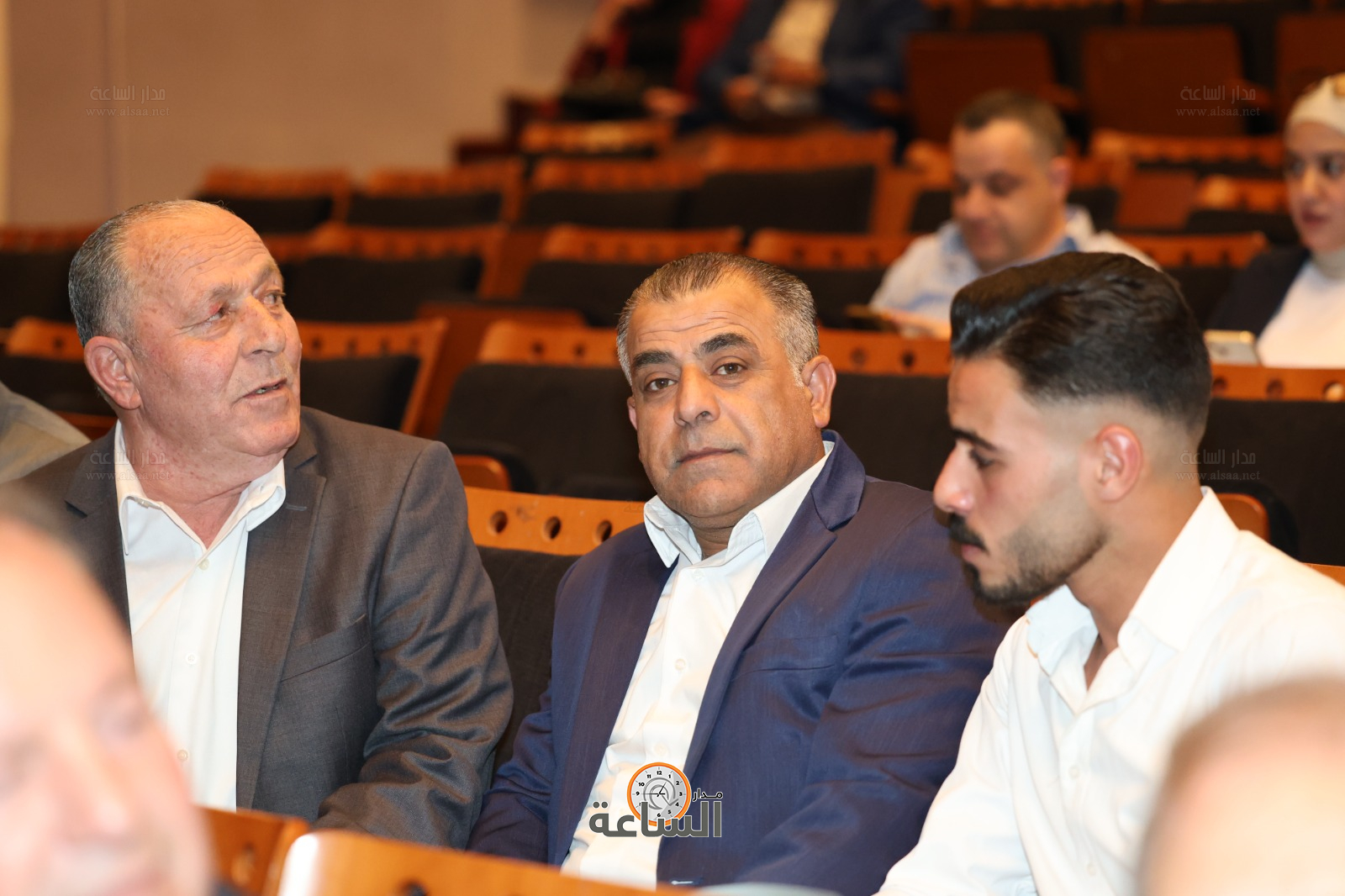 Madar Al-Saa Images 0.9203704991969027