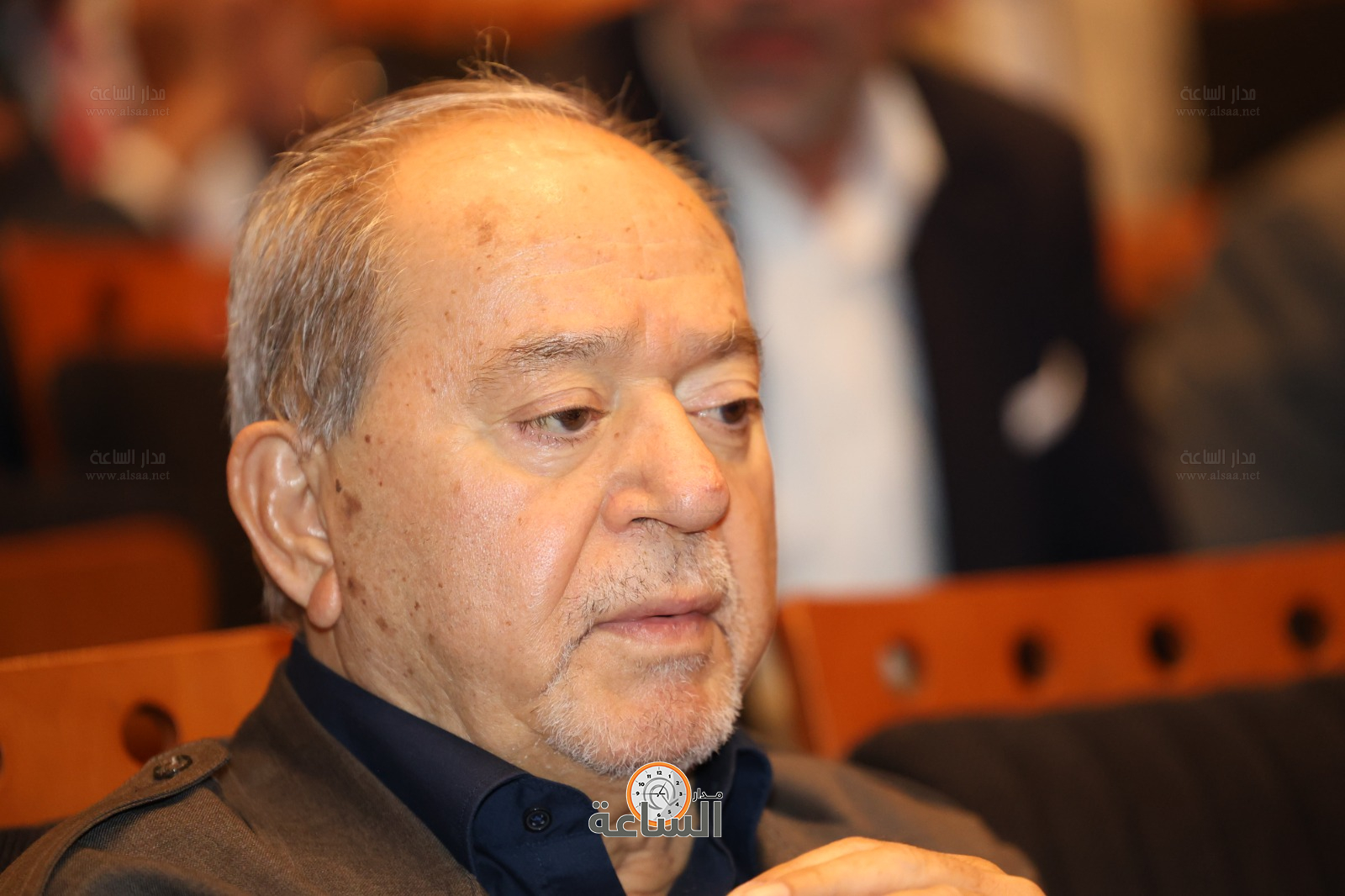 Madar Al-Saa Images 0.18351633873474682