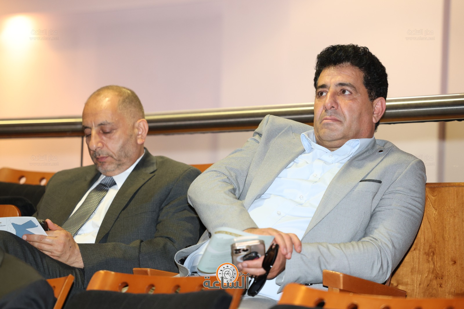 Madar Al-Saa Images 0.14381497912404817