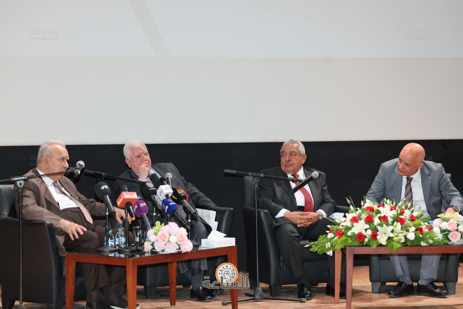 Madar Al-Saa Images 0.37297852910562024