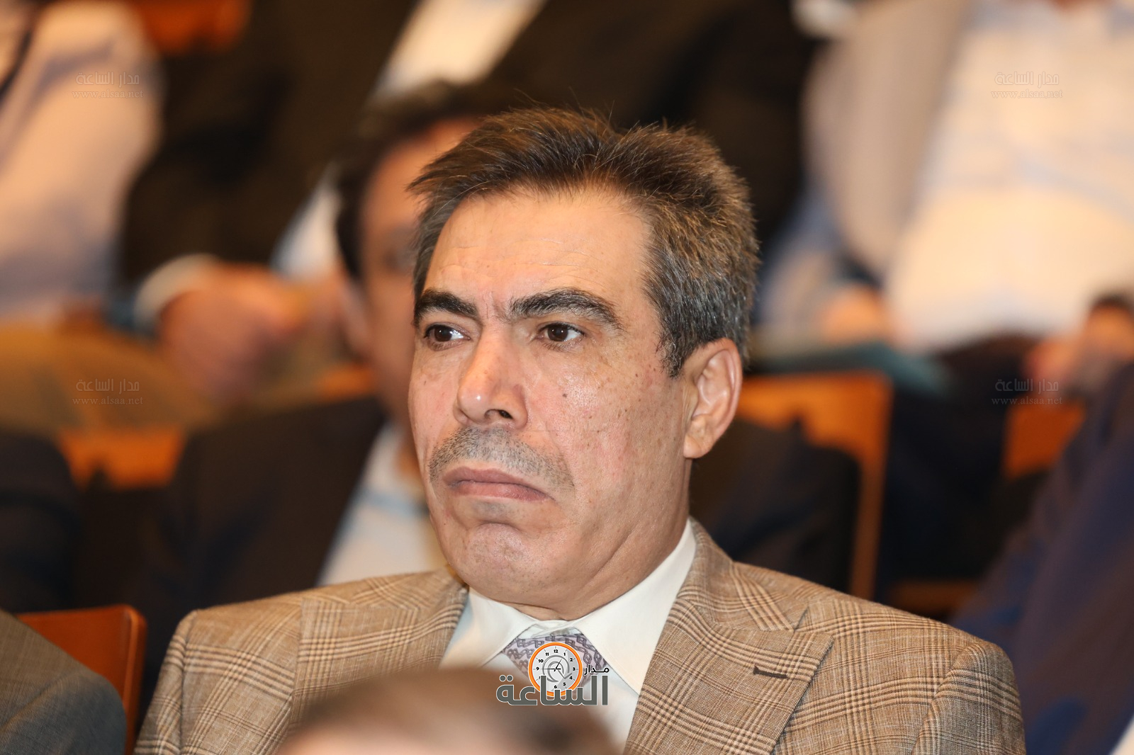 Madar Al-Saa Images 0.5771116575229067