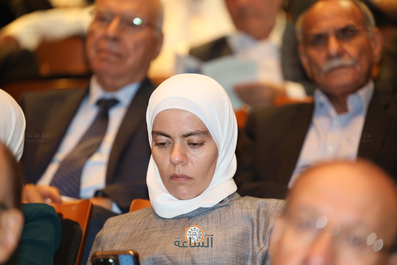 Madar Al-Saa Images 0.14814433652999937