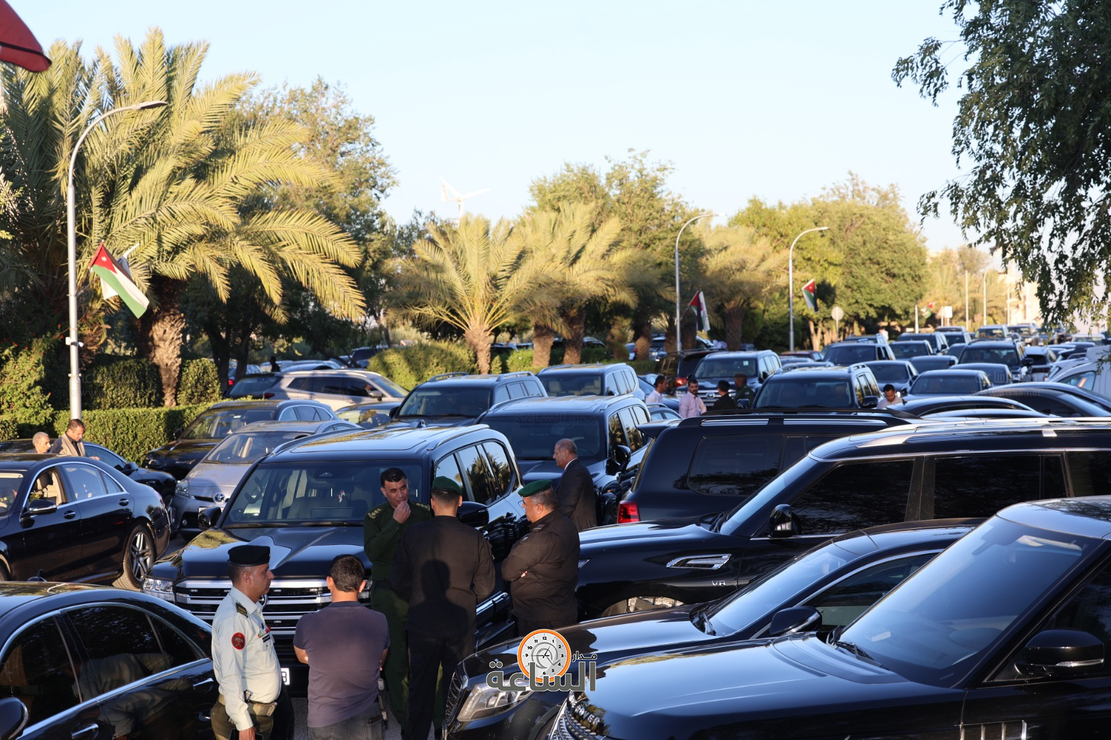 Madar Al-Saa Images 0.462435449184749