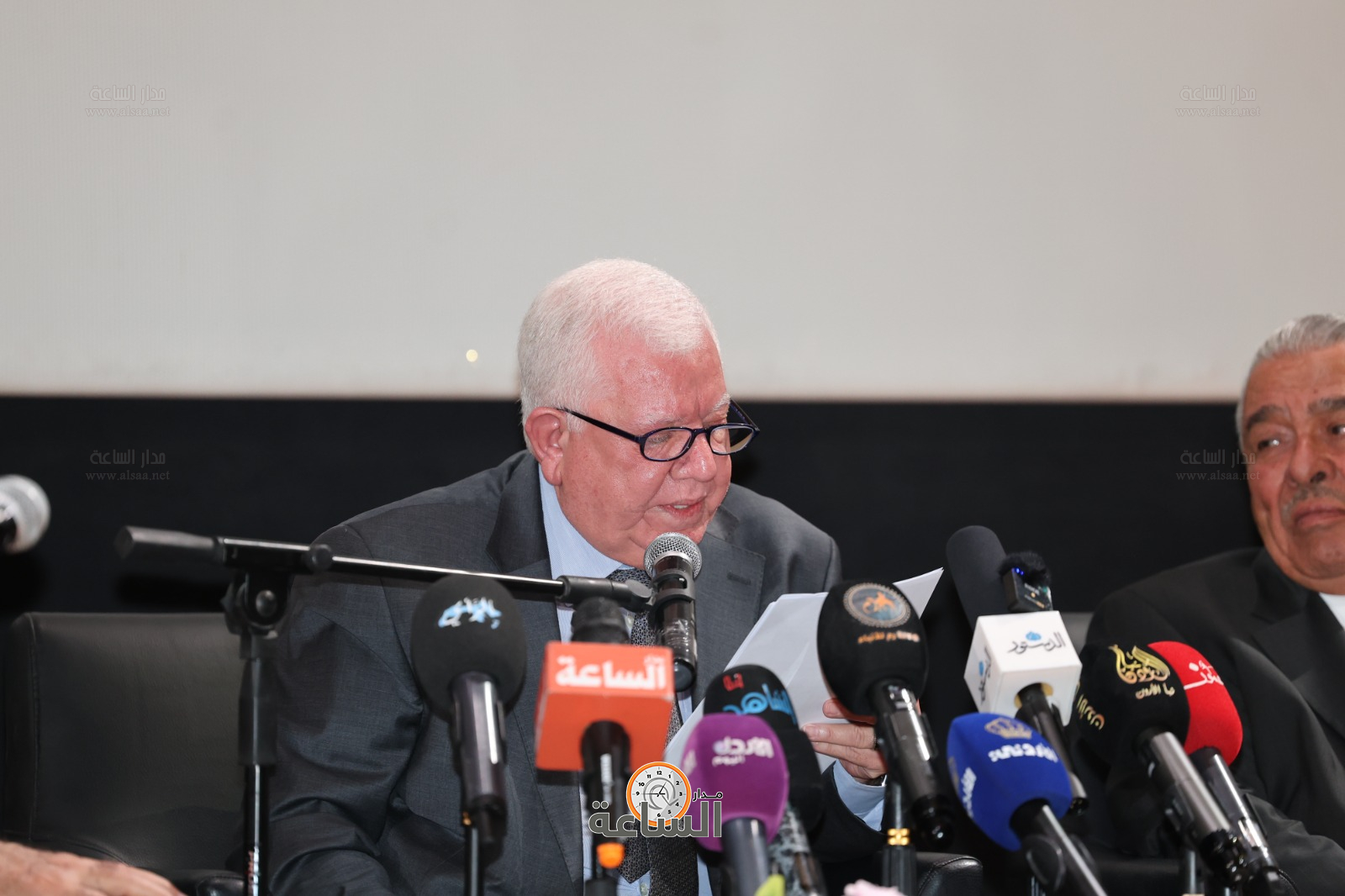 Madar Al-Saa Images 0.6125719052209958