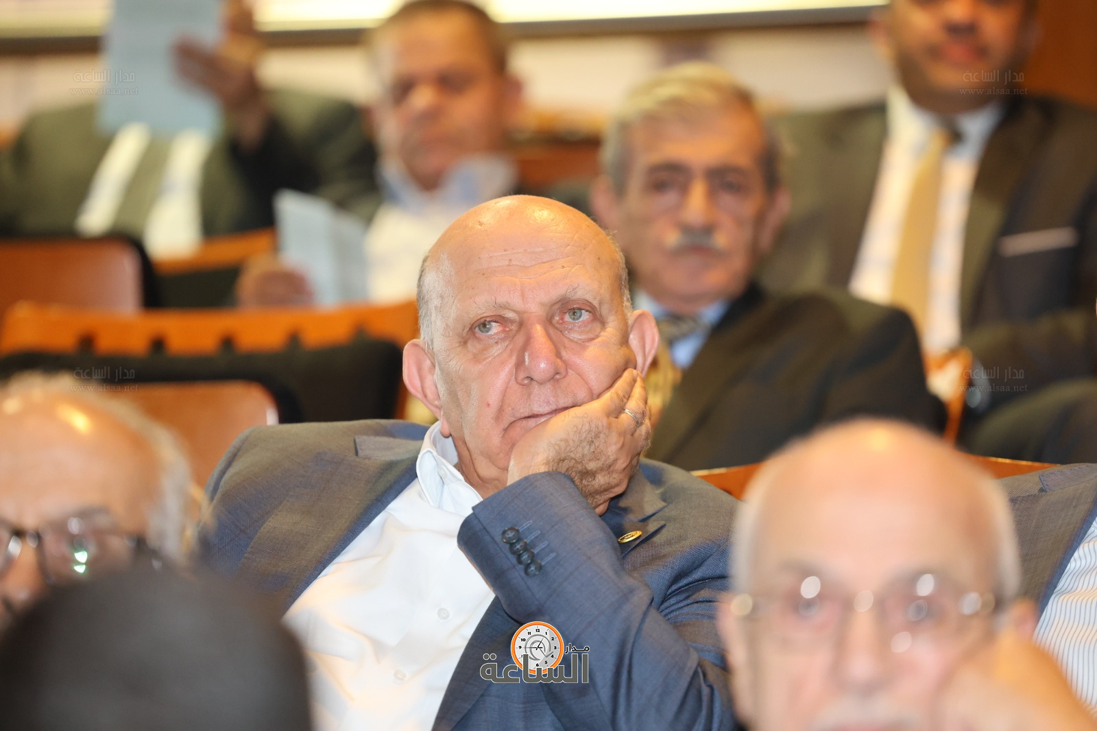 Madar Al-Saa Images 0.19351601265259677